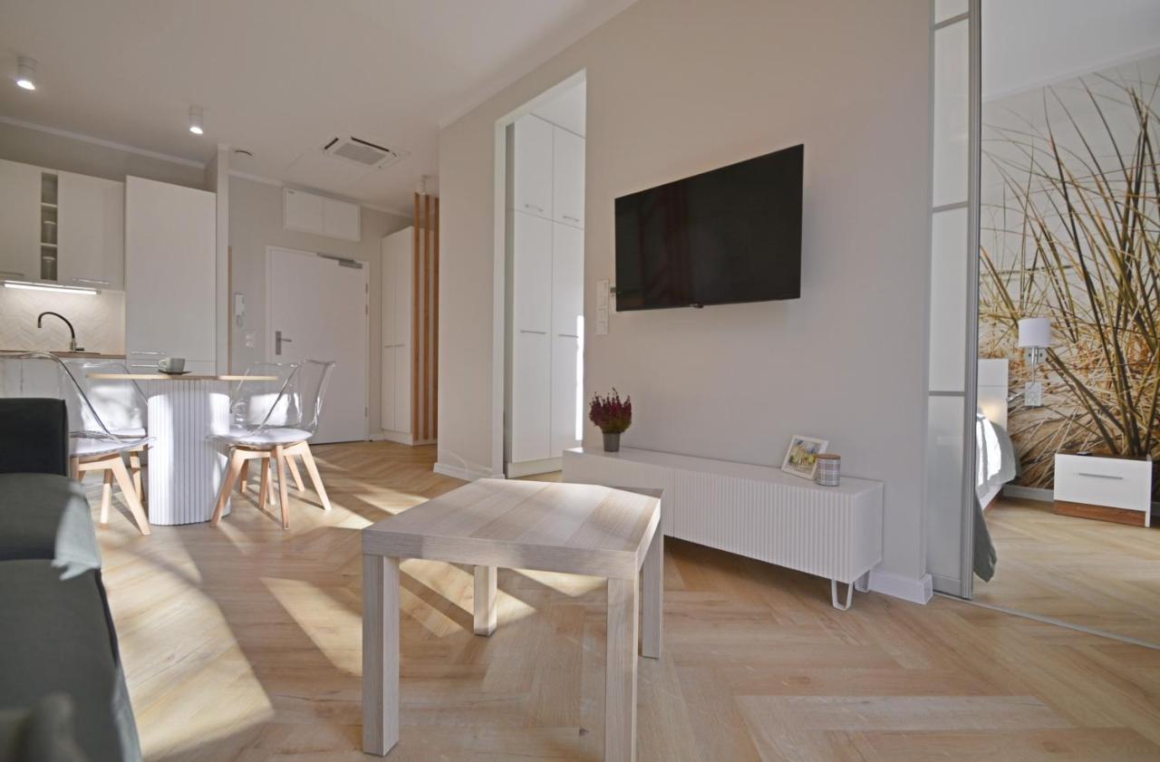 Osiedle Seaside Garden - Apartamenty Bryza Z Garazem, 100M Od Promenady Świnoujście Exteriör bild