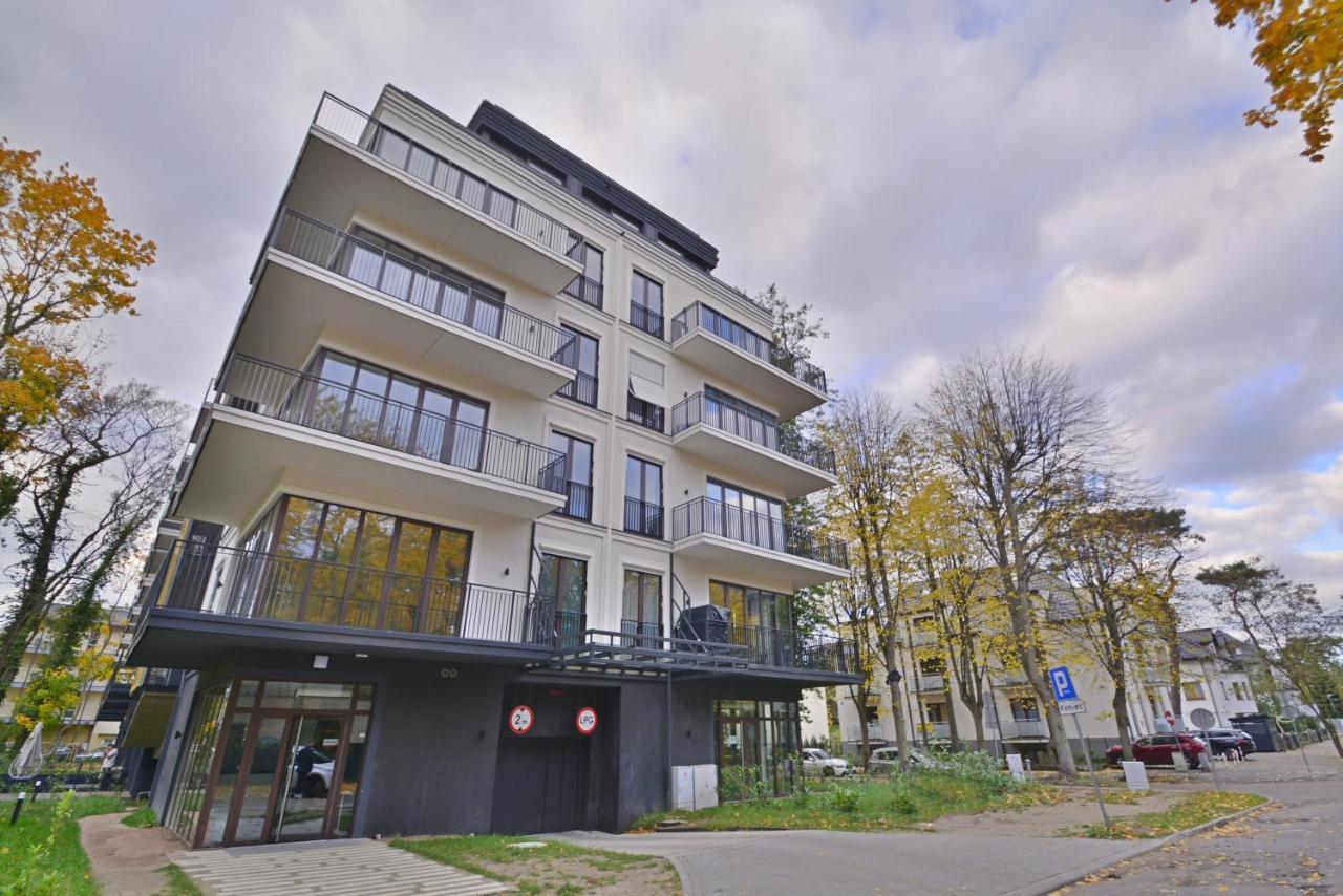 Osiedle Seaside Garden - Apartamenty Bryza Z Garazem, 100M Od Promenady Świnoujście Exteriör bild