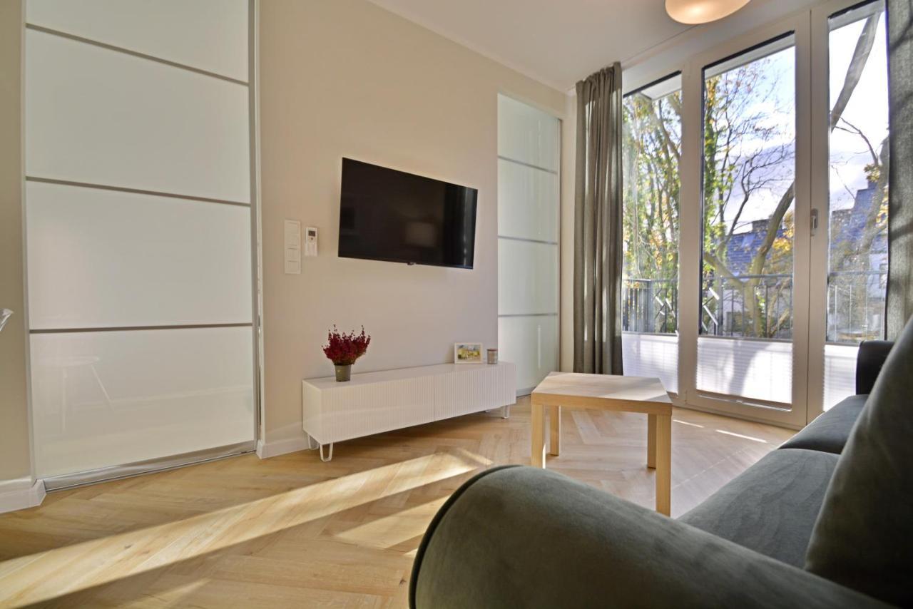 Osiedle Seaside Garden - Apartamenty Bryza Z Garazem, 100M Od Promenady Świnoujście Exteriör bild